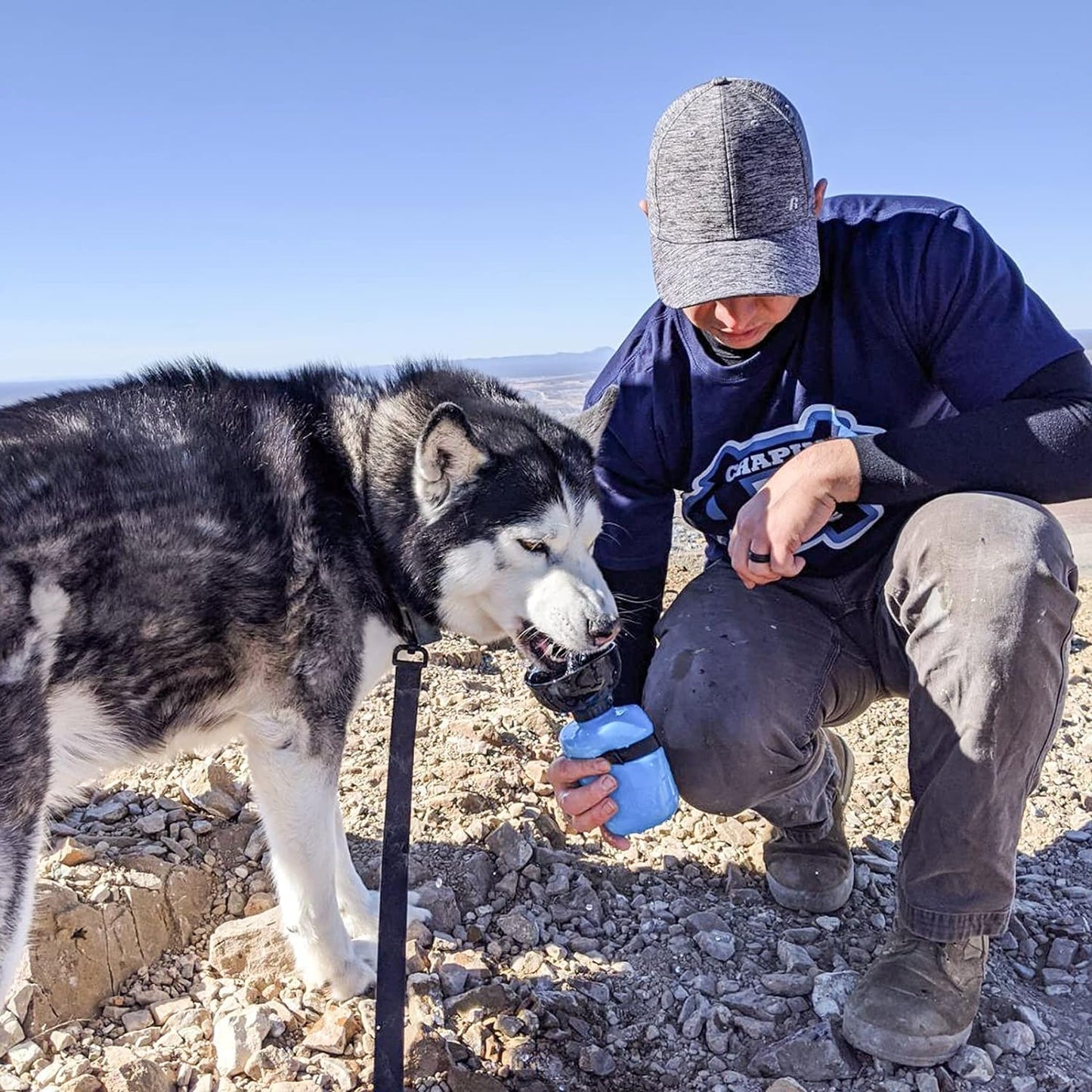 Portable Dog Water Bottle with Integrated Bowl, Leak-Proof Travel Dispenser for Outdoor Activities and Pet Essentials