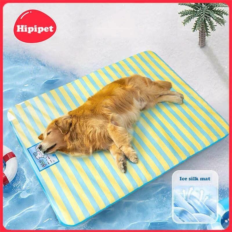 Keep Your Pets Cool with the Hipipet Stripe-Design Cooling Pad – Cozy 3-Layer Pet Bed with Non-Slip Base for Summer Heat Relief!