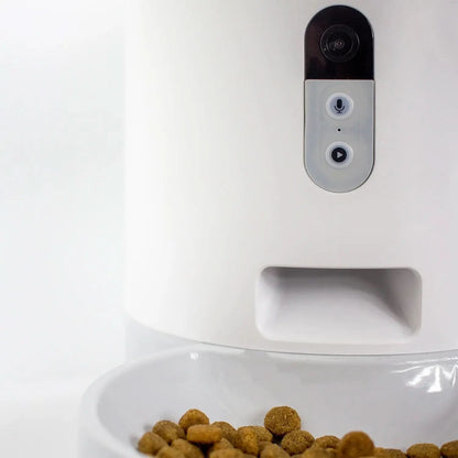 Purechew Automatic Pet Feeder with HD Camera, Smart Food Dispenser for Cats and Dogs, Portion Control, Programmable Treat Dispenser with Video Recording